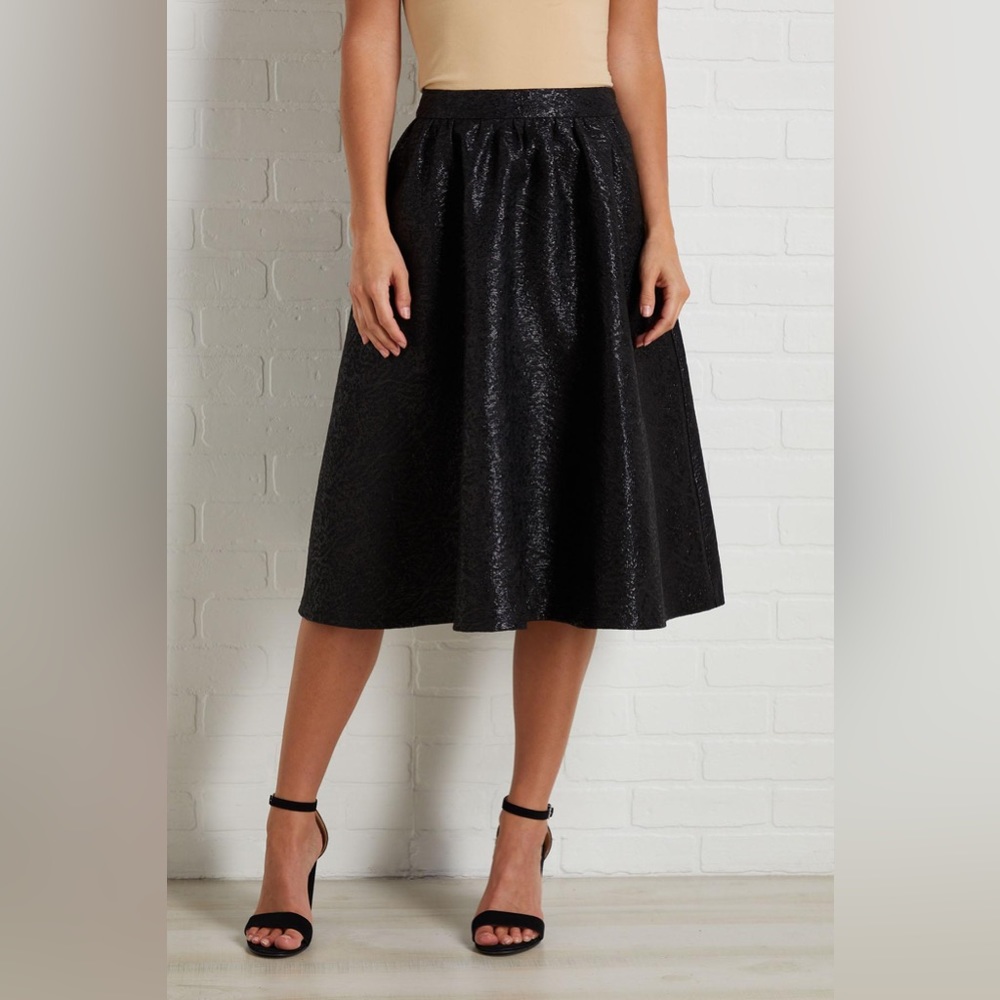 NWT Metallic Black Midi Skirt Size Zip Lined Size 6 Shimmer